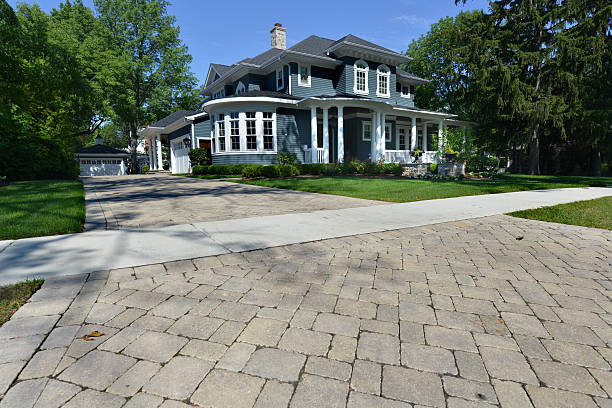 Best Driveway Paving Company  in Savannah, MO